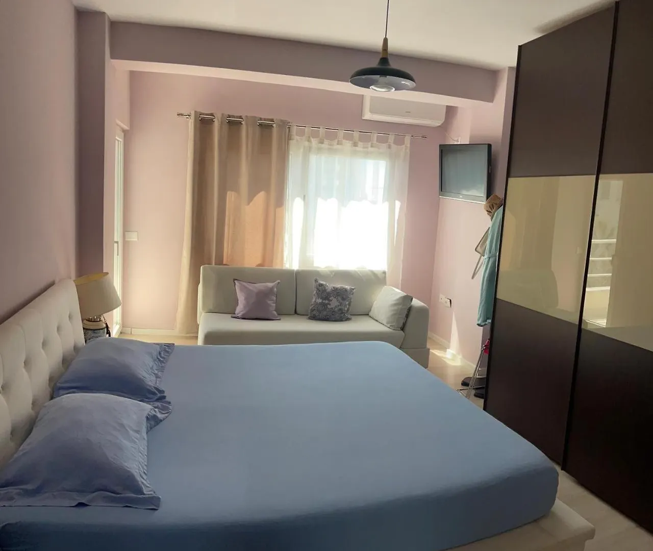 Bluepine Serenity Golem  Apartamento